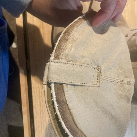 Dingo Ladies Tan pig slouch w/ harness in size 9.5 medium - Picture 14 of 15